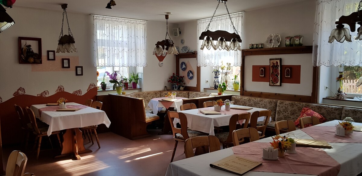 "Zur Rosenaue"餐厅