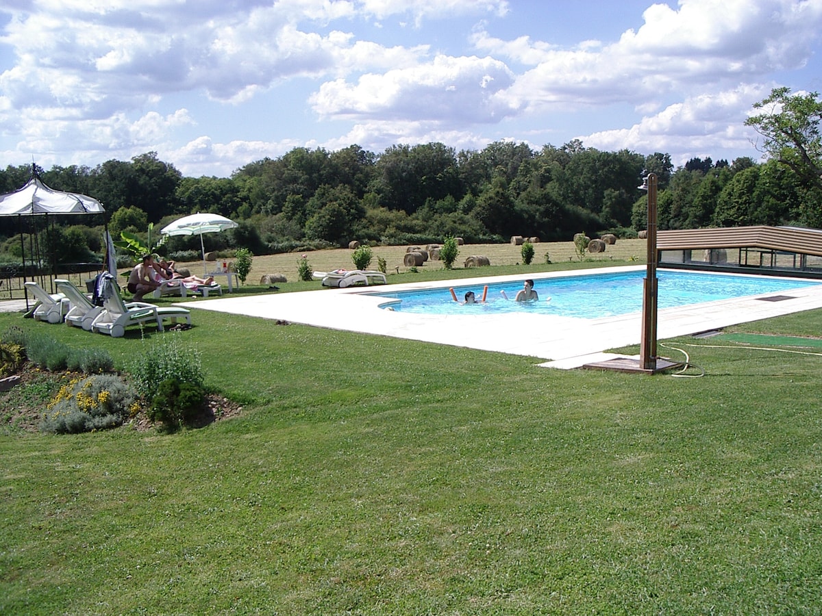 Le Mas des Aumèdes, superbe gîte pour 2, Dordogne