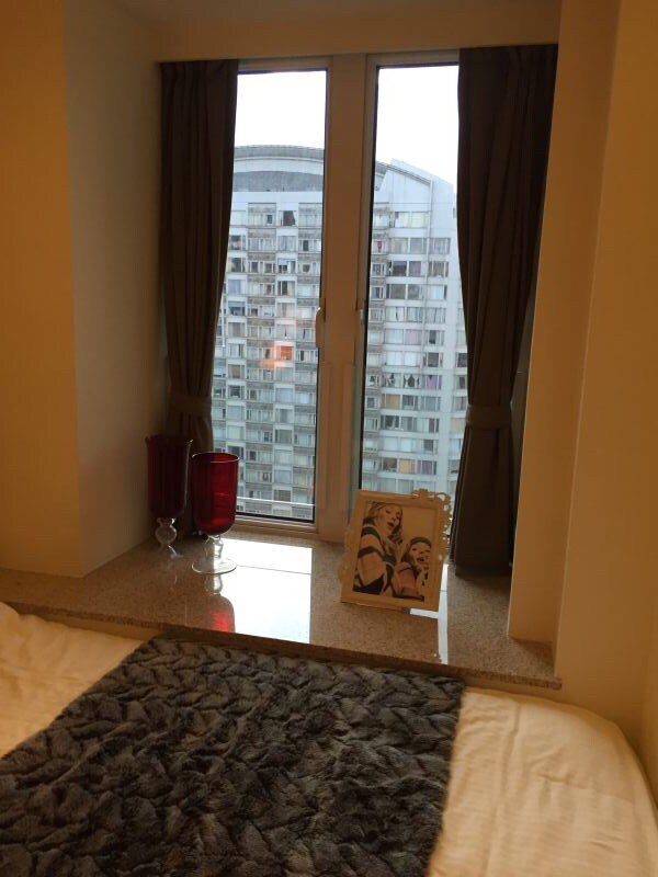 Super clean room in the heart of HK