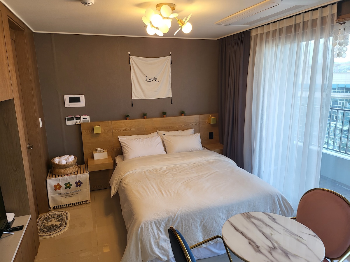 A2 # Sokcho/Sokcho Beach/Residence/City View/Double Luthera Hotel