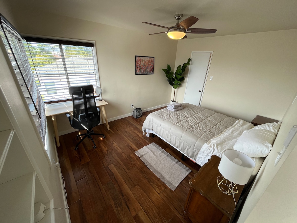 Convenient Bedroom Suite w/Private Bathroom