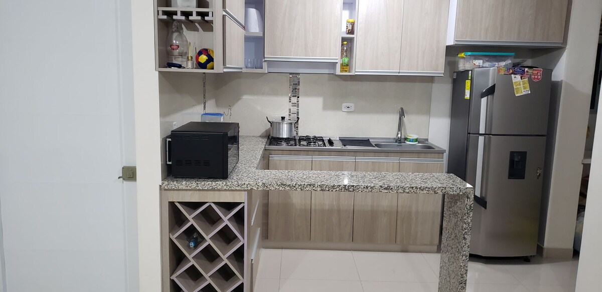 Apartamento amoblado alameda del Rio