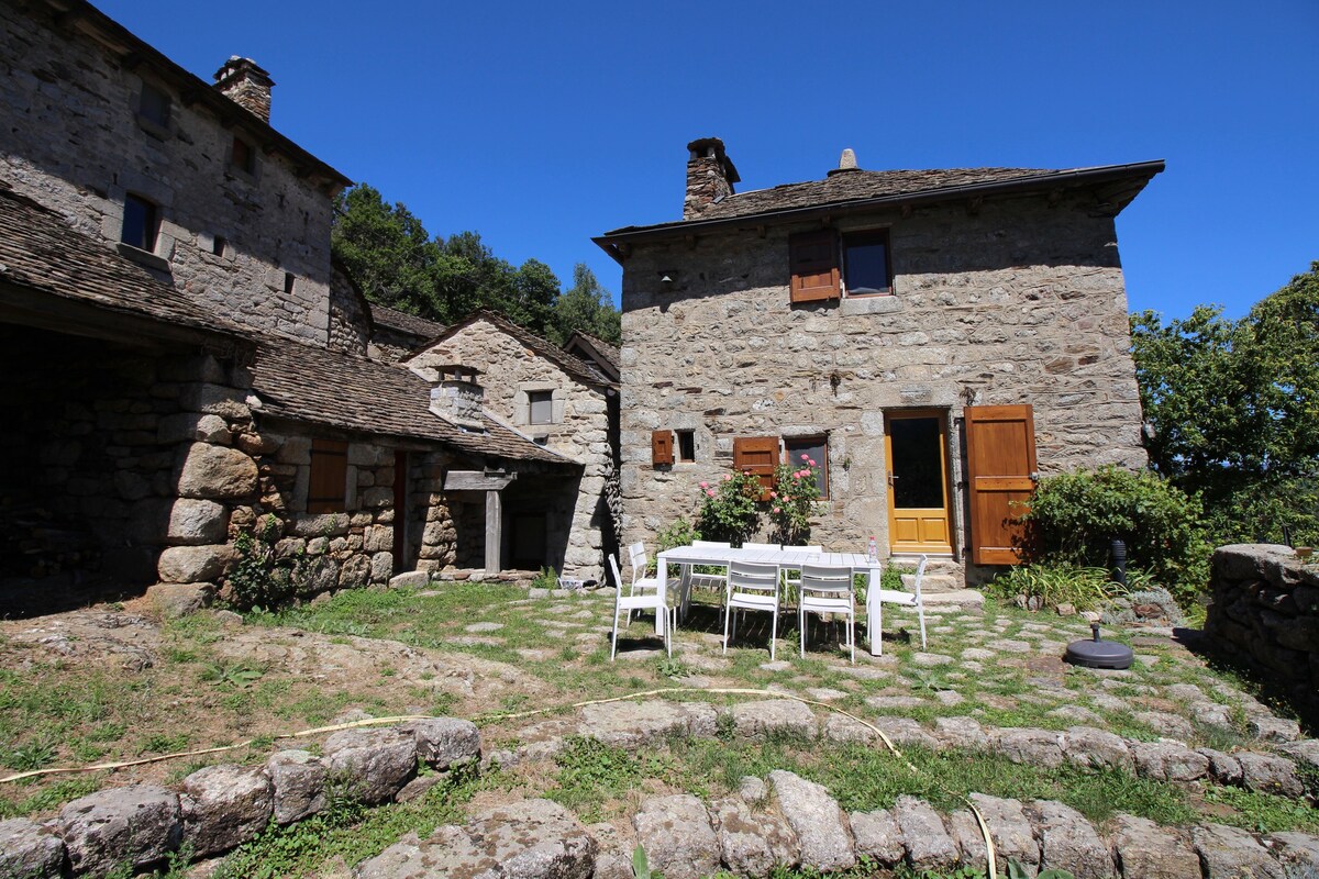 Maison des Pierre au Pouget en Lozère