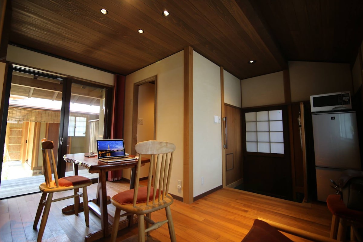 1 ：京都现代町屋（ Kyoto Modern MACHIYA ） ，带木浴