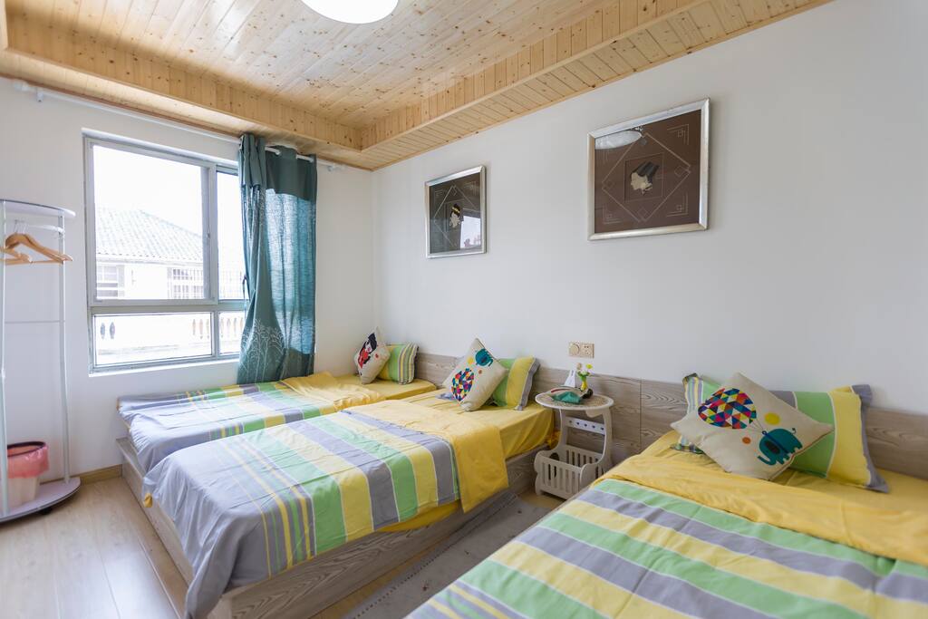 【特惠】401国家会展中心旁e家小镇民宿榻榻米三人间,近2号线徐泾东