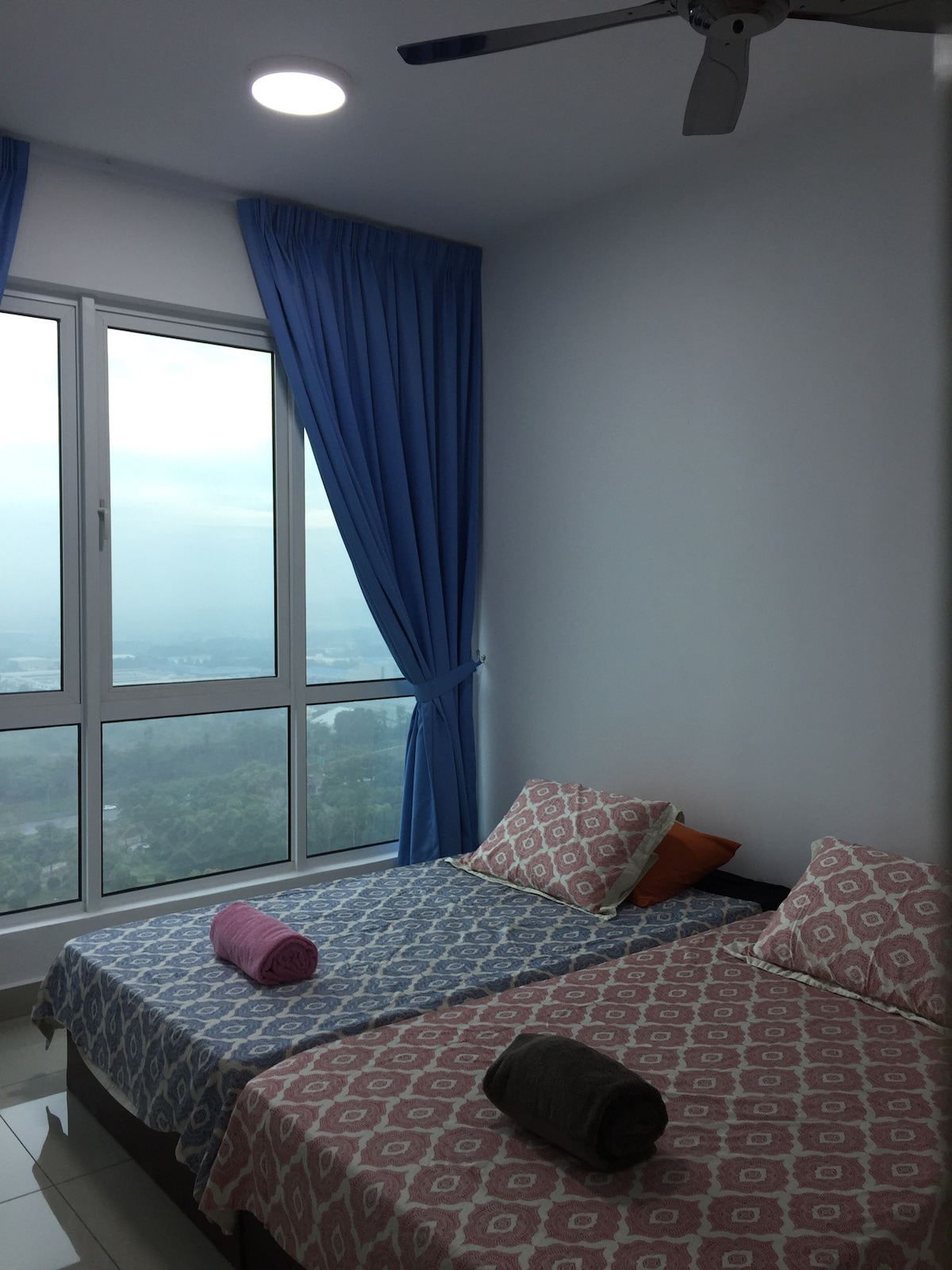 Putrajaya-Bangi DeCentrum 3卧室服务公寓