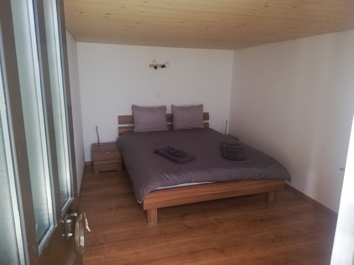 Cozy-minimalistic double room