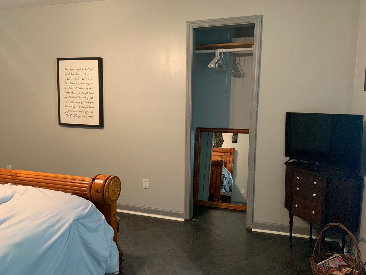 舒适的卧室# 1 ，旅舍，智能电视，无线网络