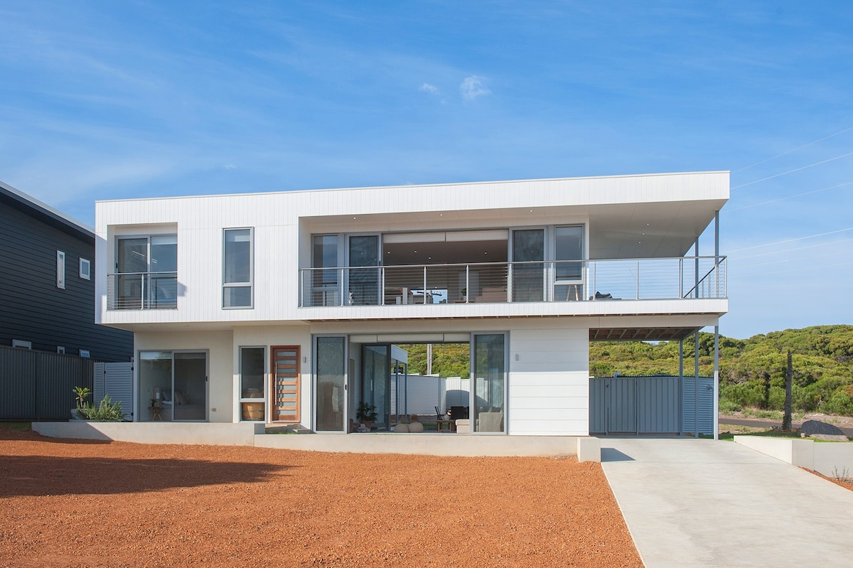 The Bay House - Gracetown, Margaret River - NEW