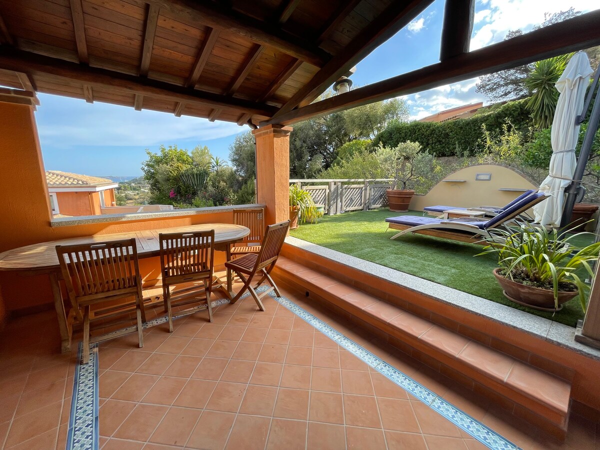 Panoramic Suite [500 m from the Beach] + Sea View