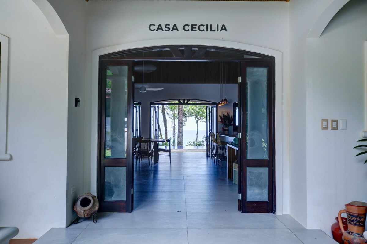 Casa Cecilia ：太平洋的瑰宝！