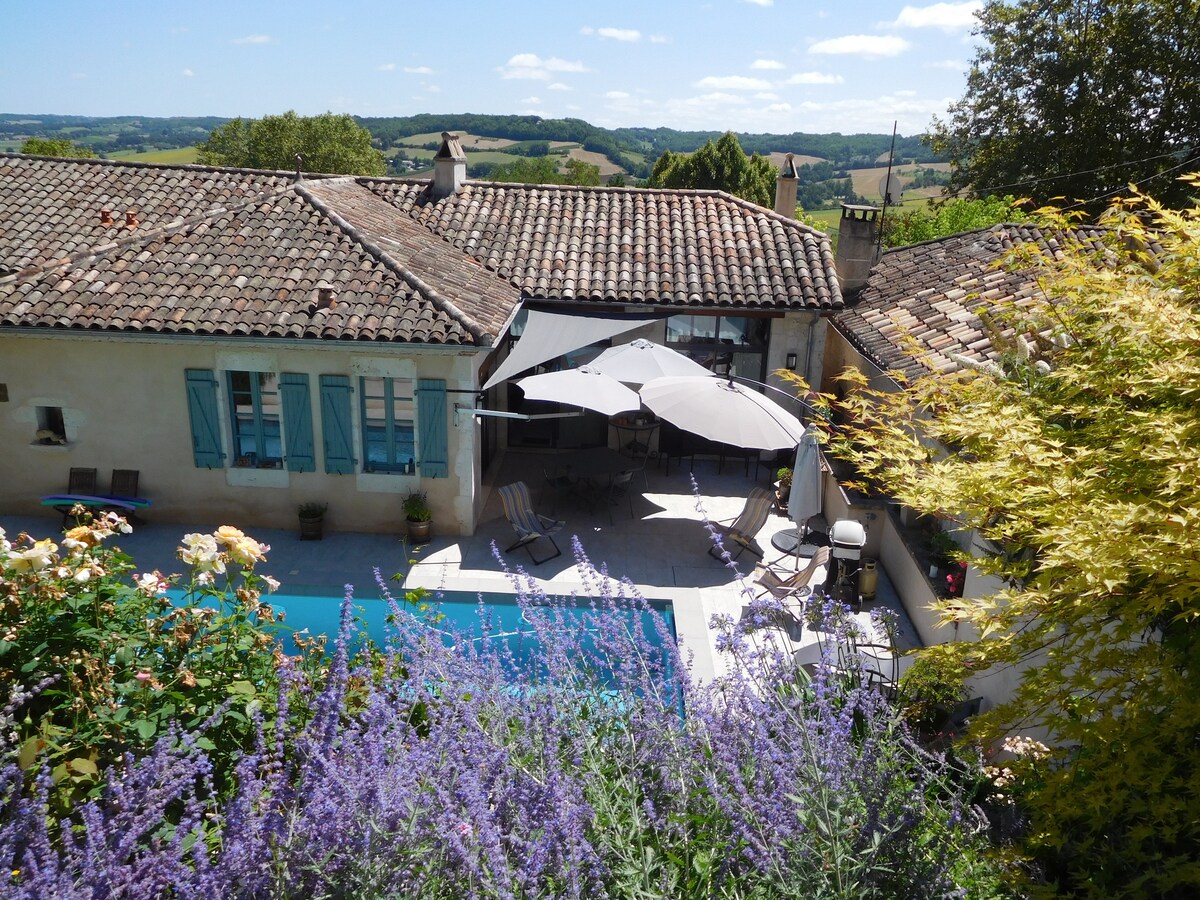 Castelmac, a renovated self catering apartment