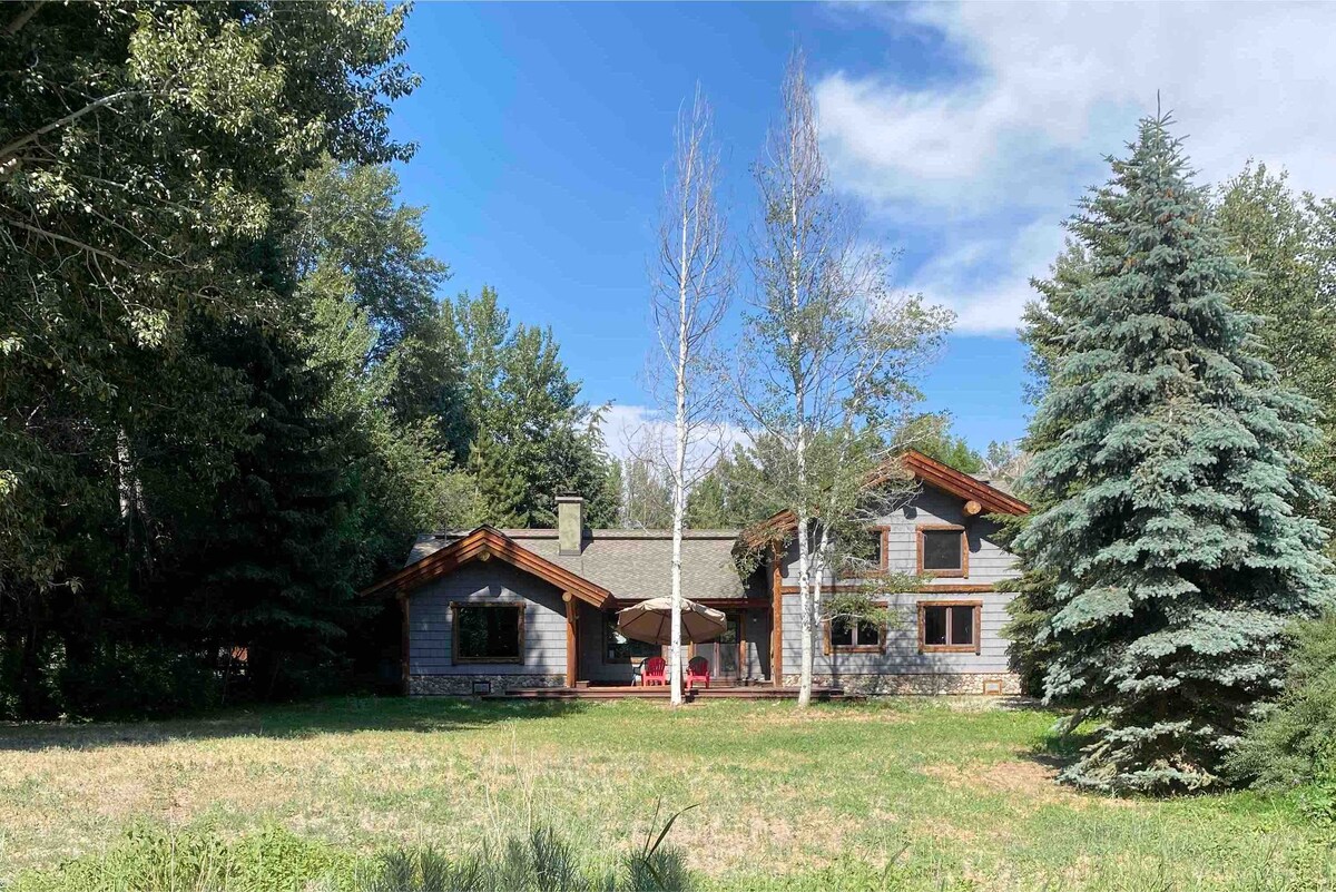 Mountain Style Home on the River