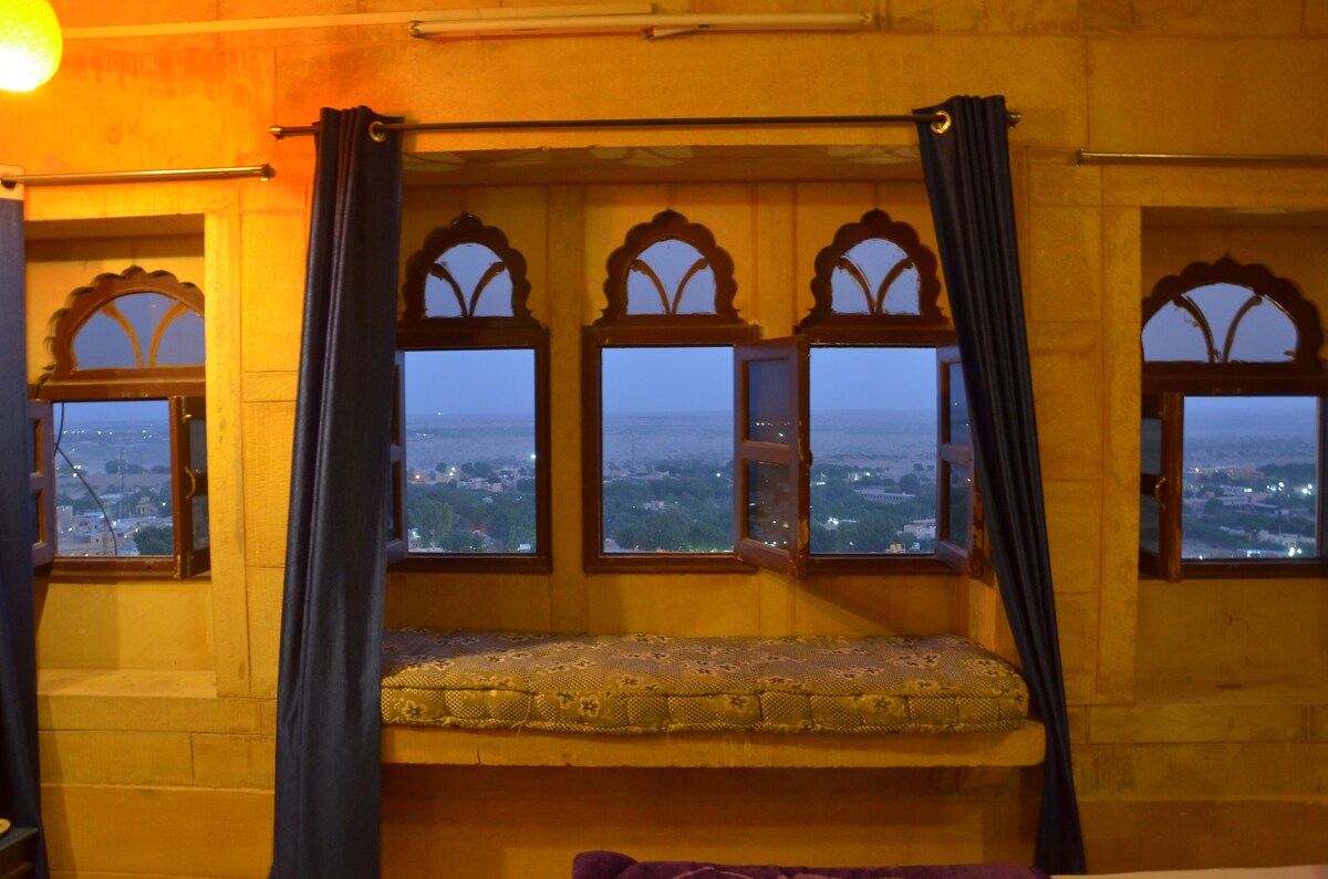 Hotel Siddhartha - Maharaja Room
