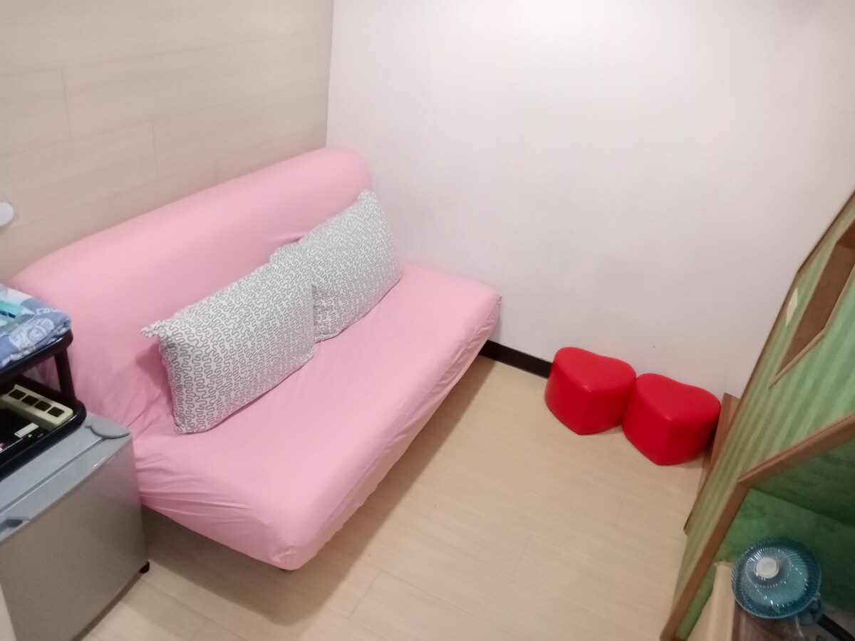 MRT dongmen mini loft suite (B1) taipei,永康商圈,