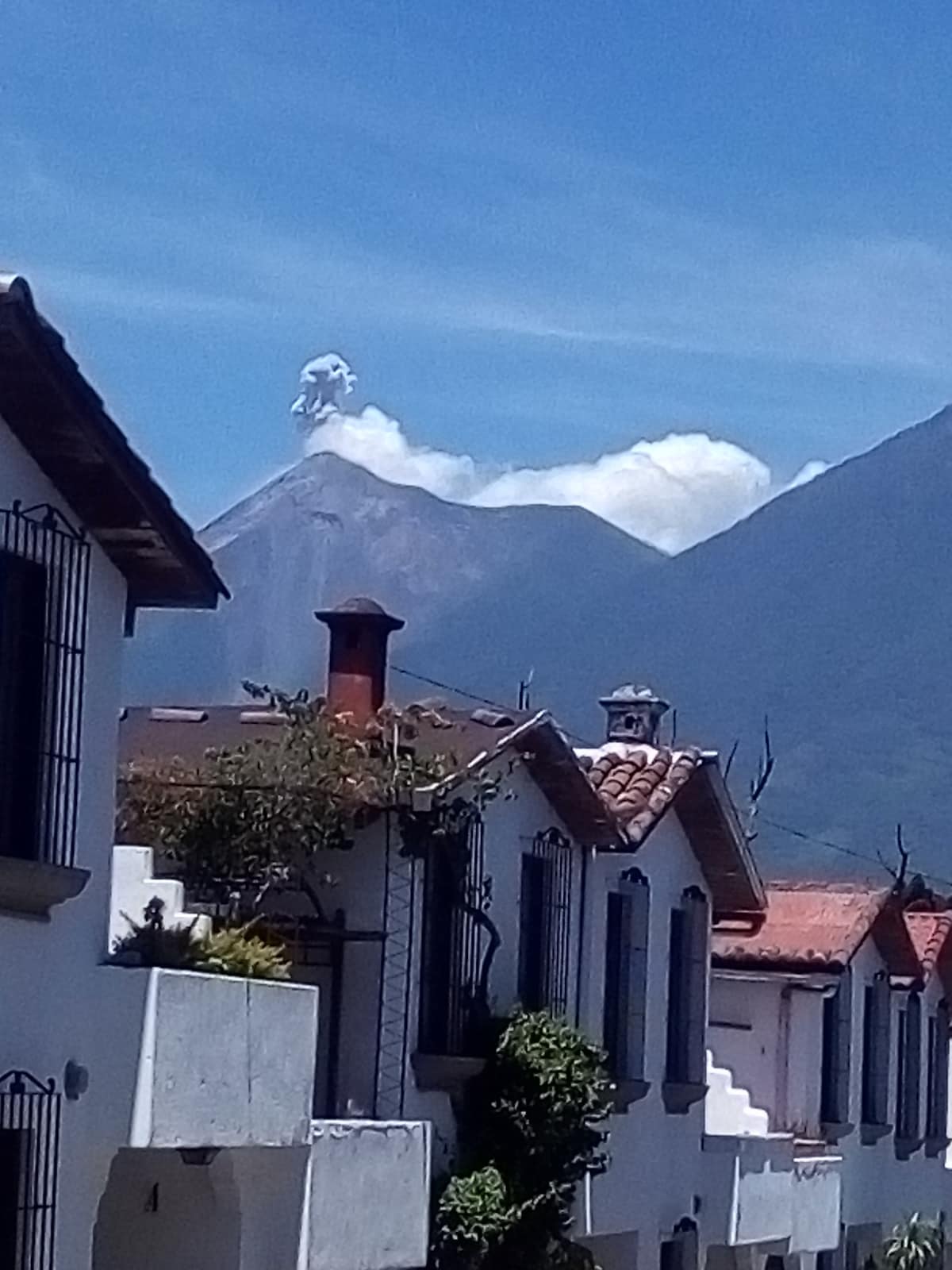 La Casa de los Volcanes - Antigua Guatemala