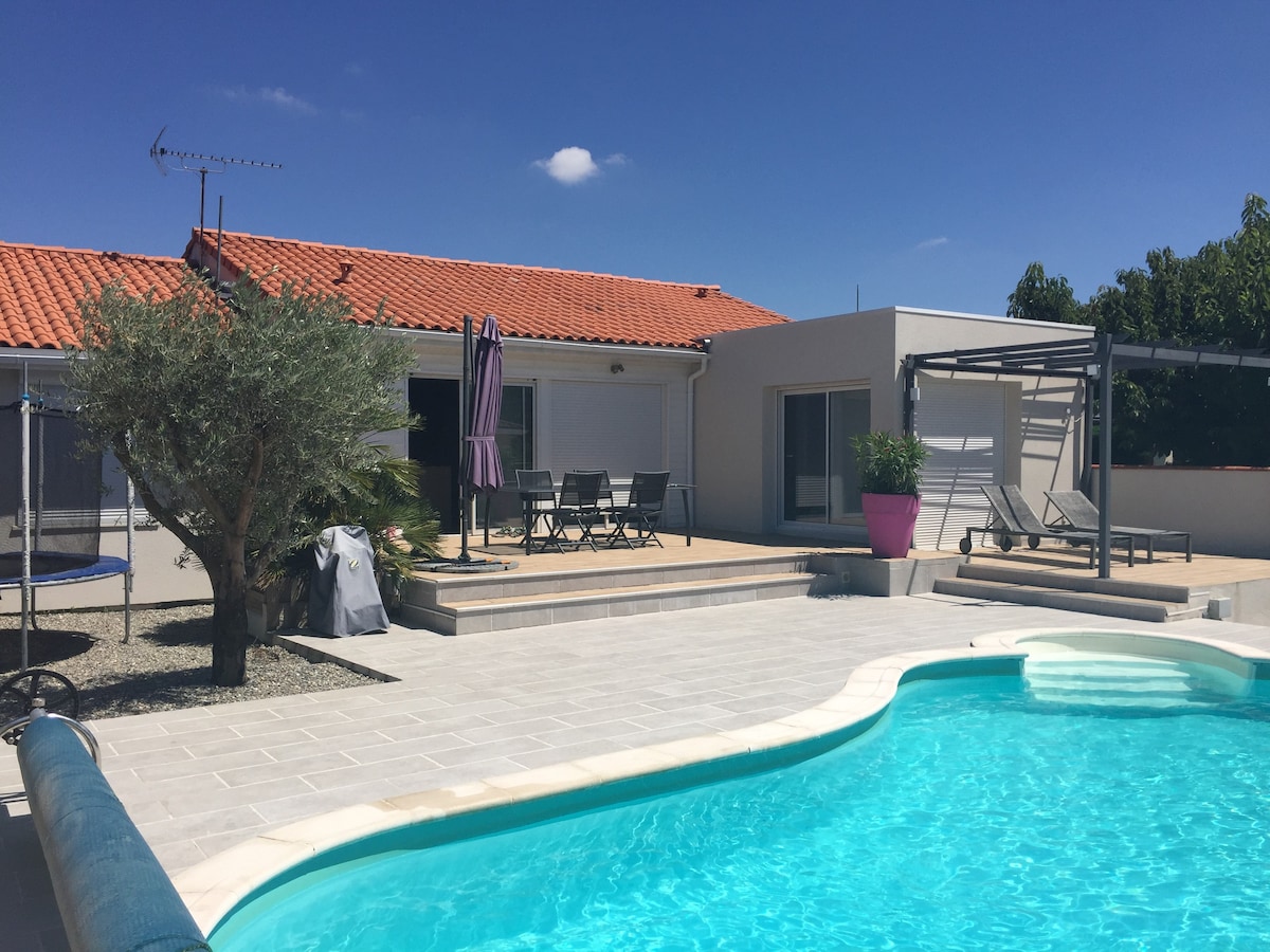 Villa T5 grand confort +piscine.