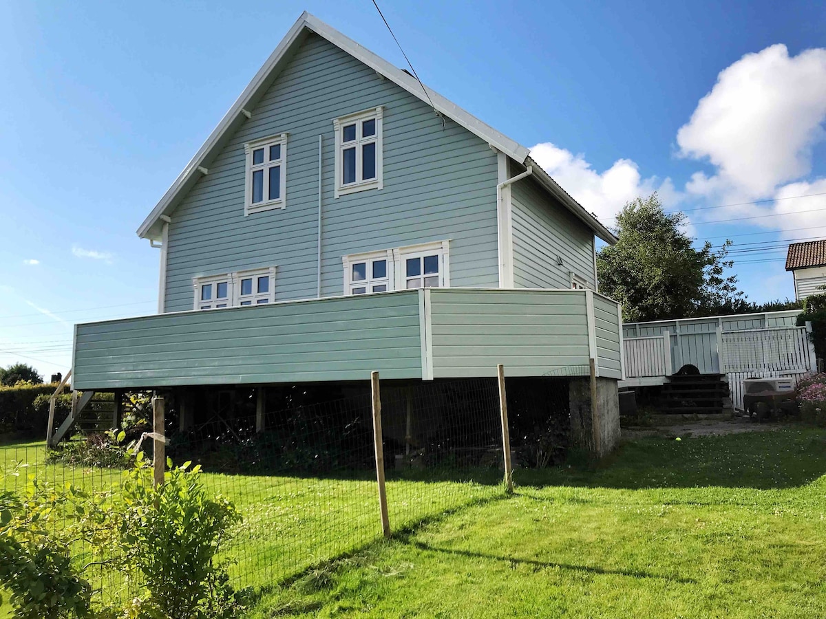 1911- Norwegian farmhouse/cottage with 2 bedrooms