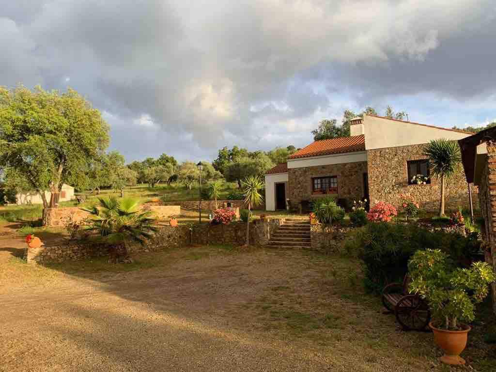 Finca La Portilla Casa Rural Las Peñas en Aroche