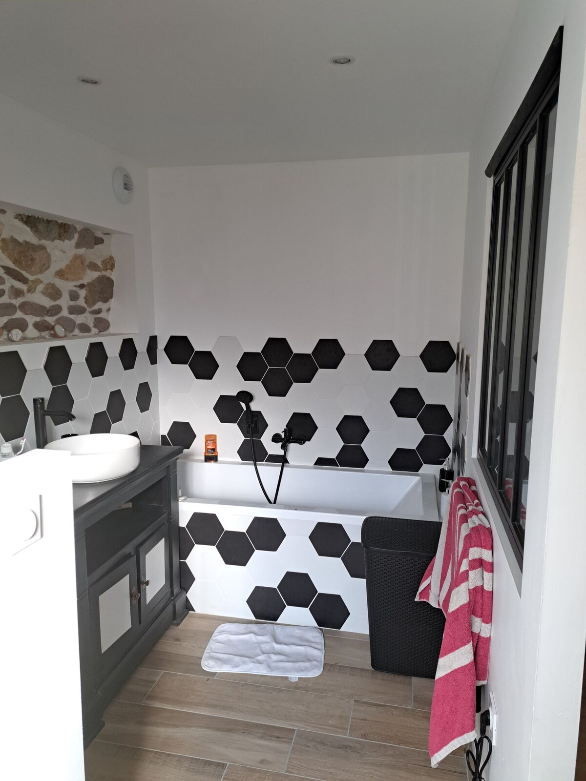 Chambre avec salle de bain privée au pays basque
