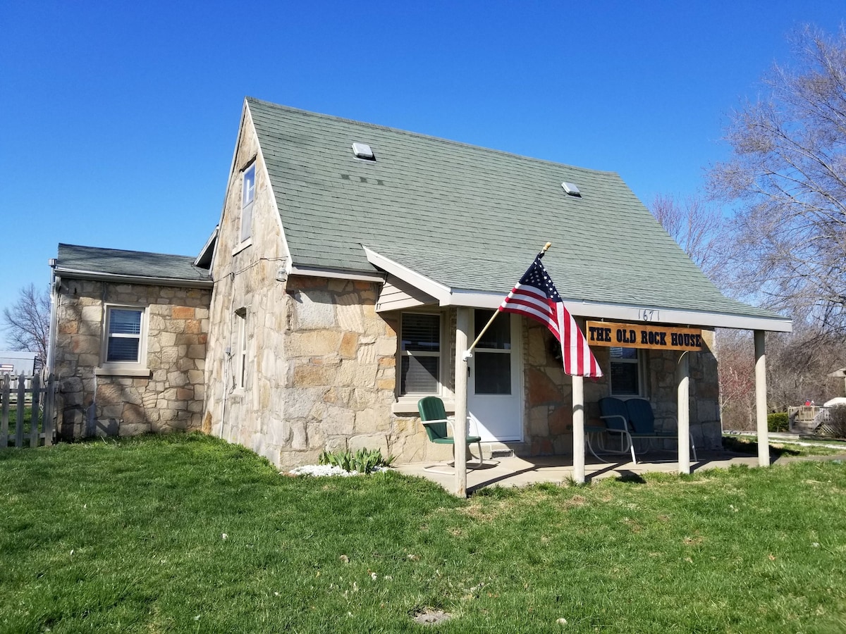 The Old Rock House ！