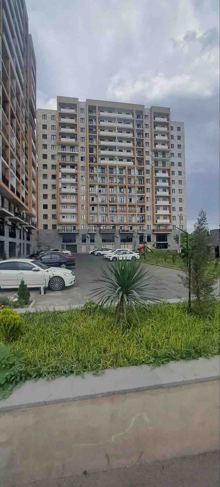 Cozy apartment nearby Yerevan Park / Sebastia