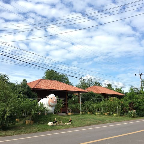 Tambon Na Hin Lat的民宿