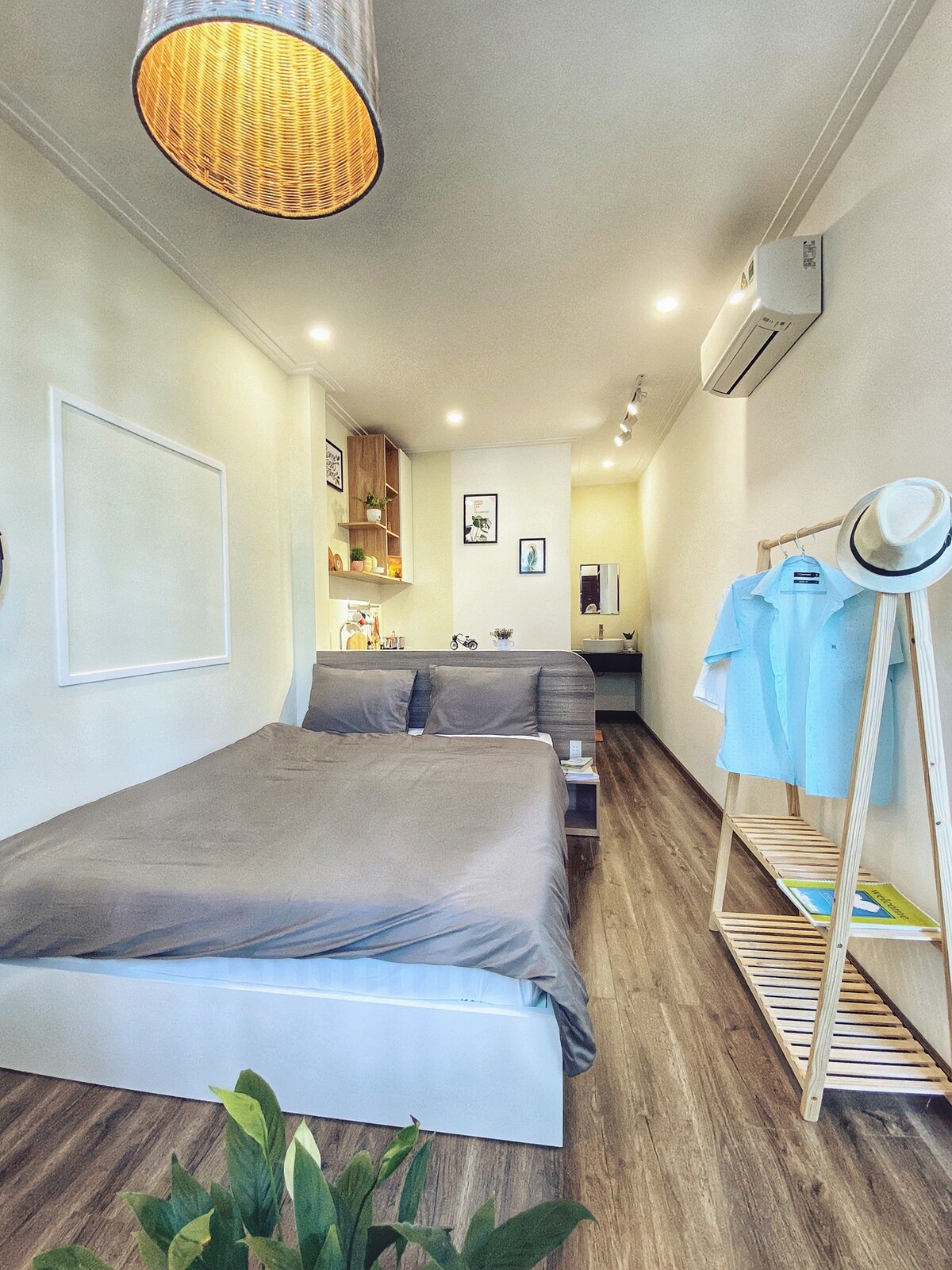 Quynh Anh House -舒适的整个公寓，距离海滩1 - 50米