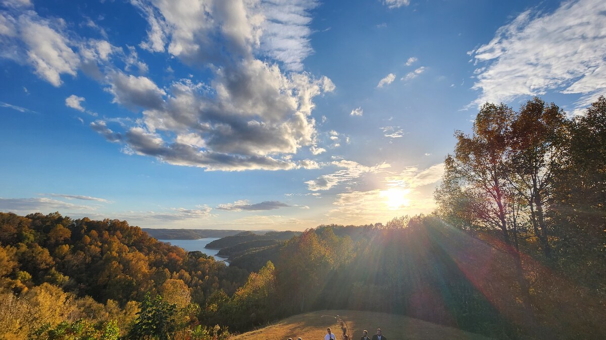 TN Getaway on Center Hill Lake