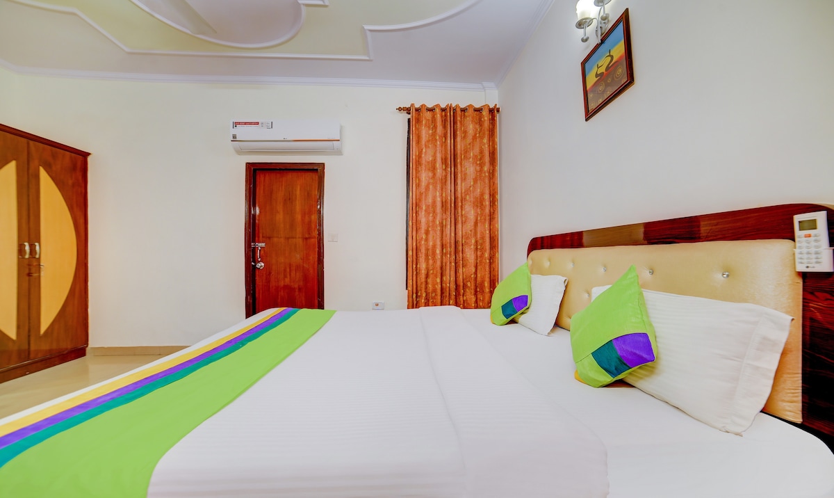 Hotel stay -5mins walk 4m metro