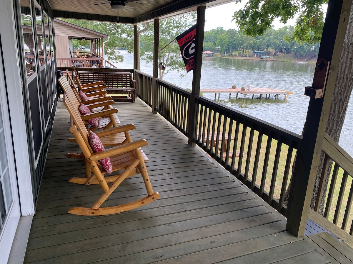 Two Story Dock! Waterfront on Weiss Lake