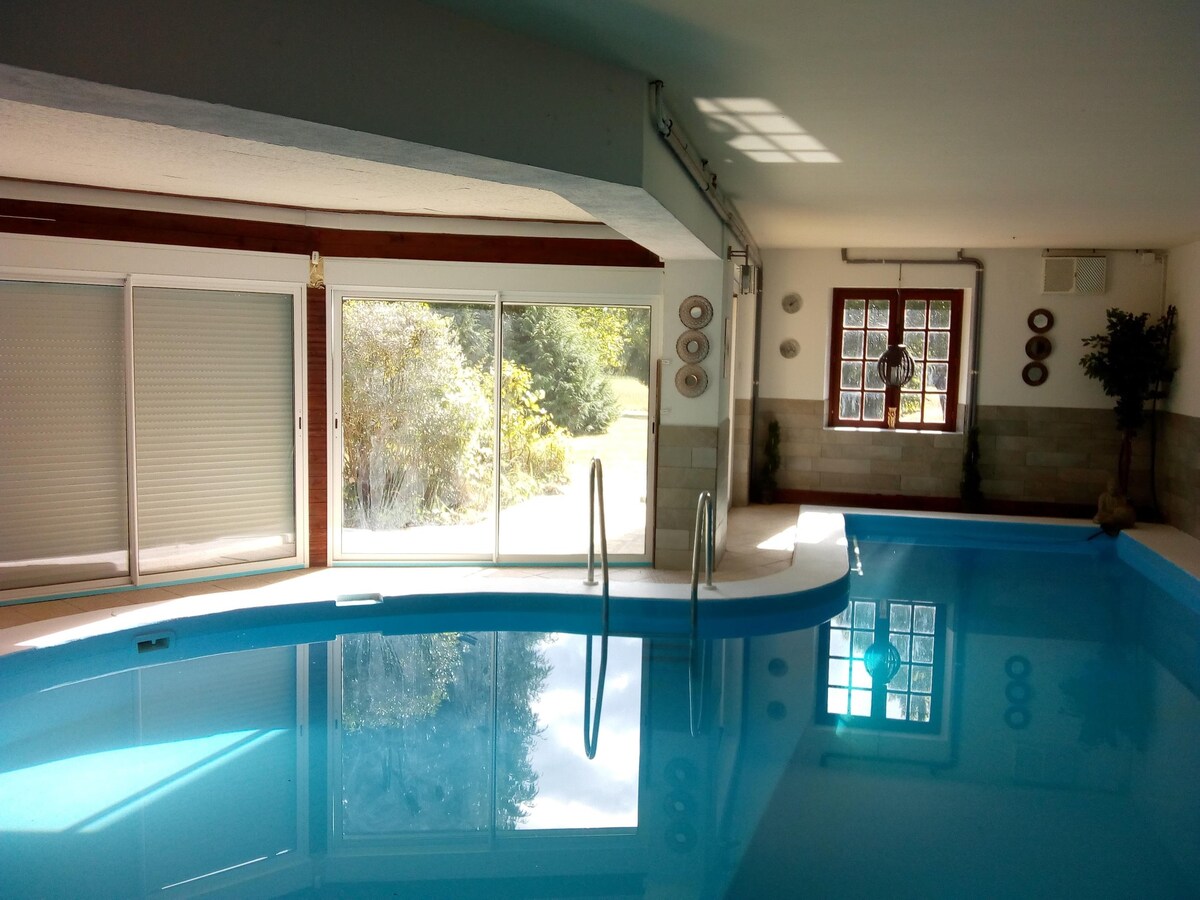 Villa Veena with indoor pool set in 1.3 acres
