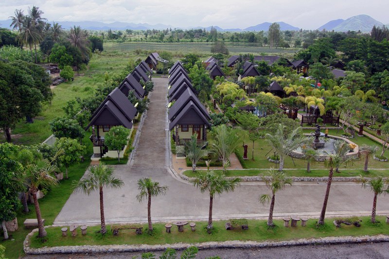 家庭客房4 @ Prachuap花园景观度假村