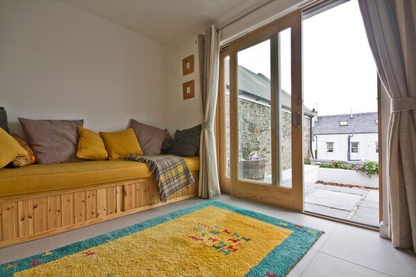 Luxury 5* Holiday Cottage on Islay