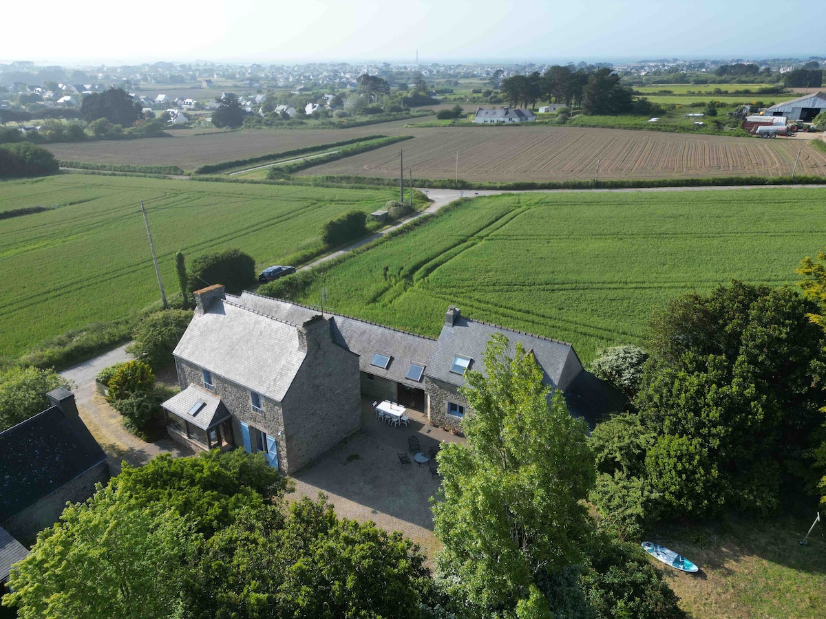 Grande longère au bord de l'aber wrac'h