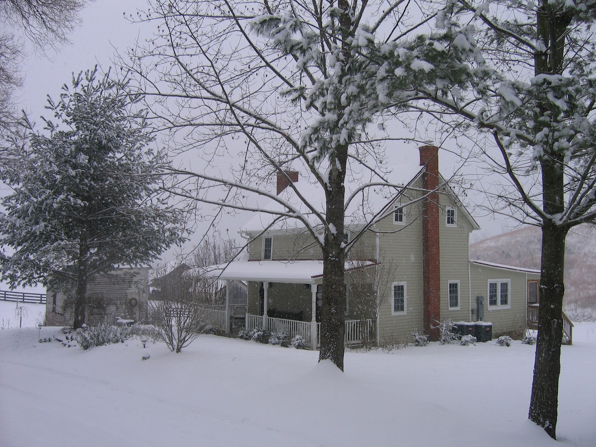 The Farmhouse at Cardinal Springs Farm