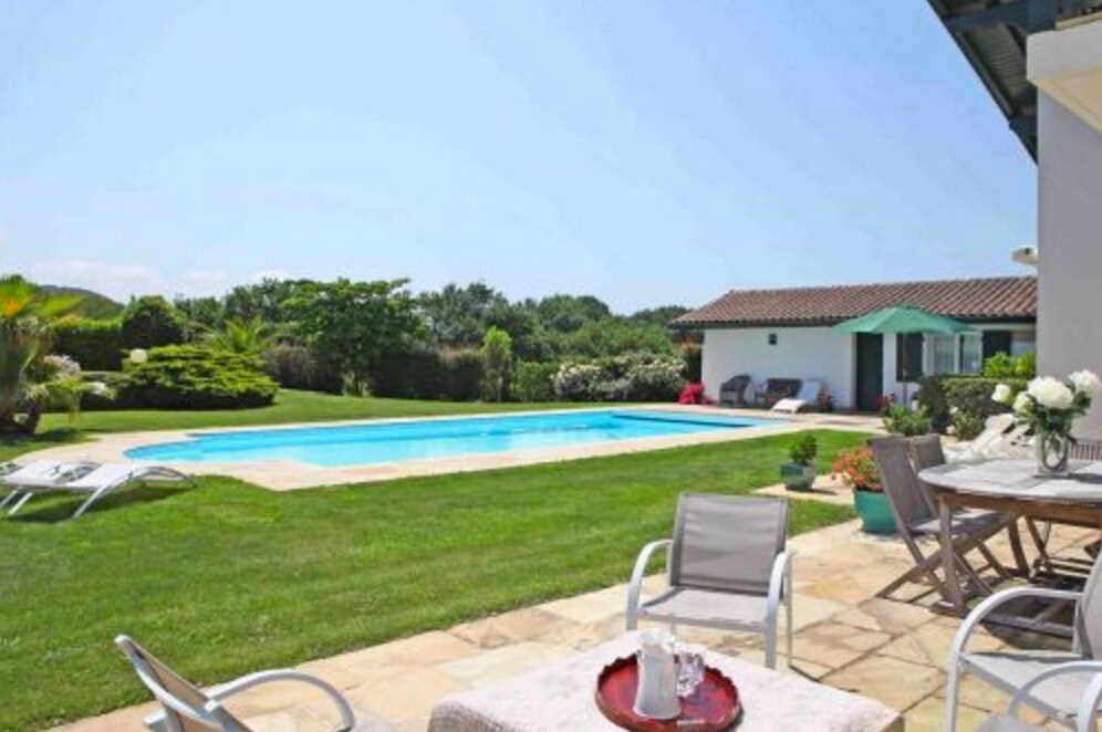 Magnifique maison basque  + piscine