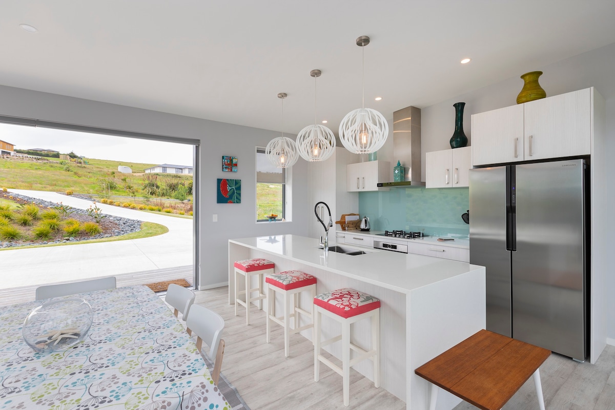 Luxe at the Lake Mangawhai