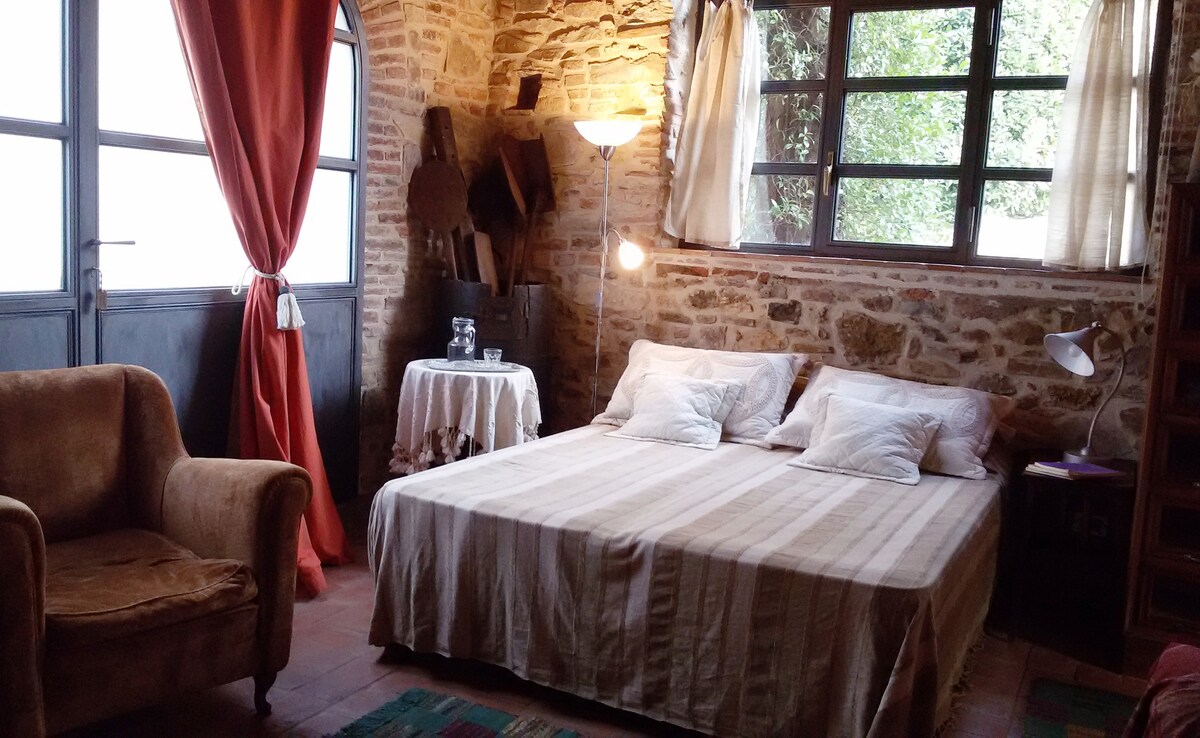 Romantic loft in a Tuscan farmhouse