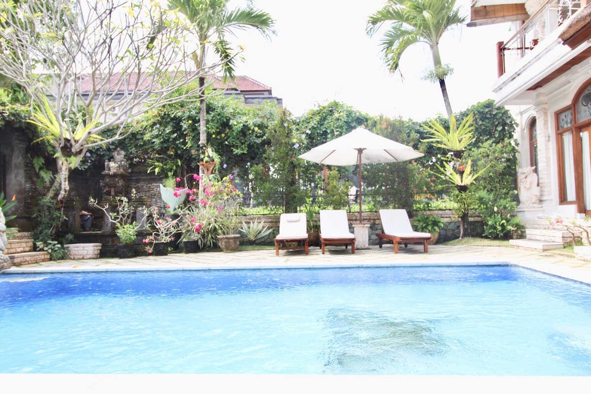 Private VILLA with Private POOL in UBUD