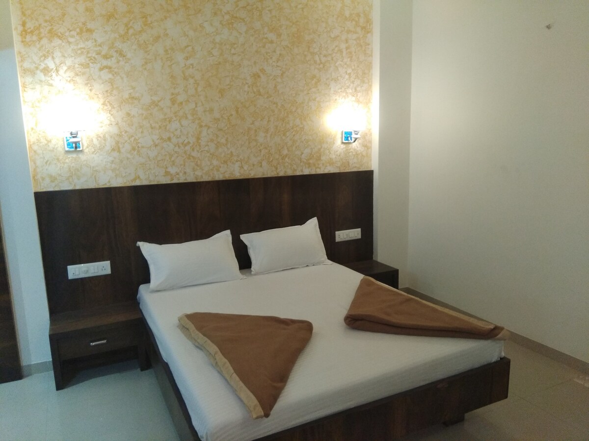 Hotel Sonali, Ichalkaranji Deluxe Room Non Ac