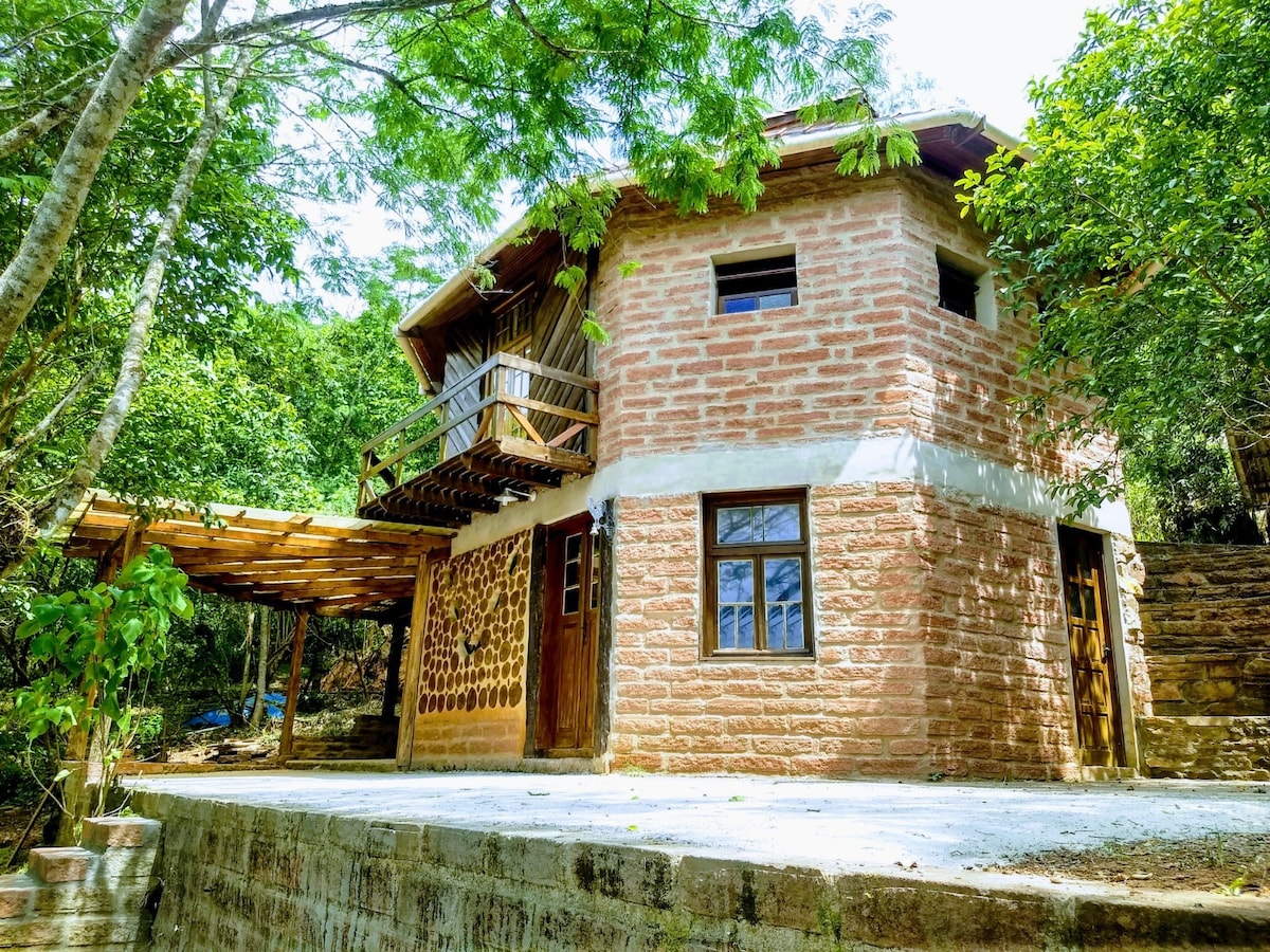 Casa de Pedra na Community Ecovila Karaguatá