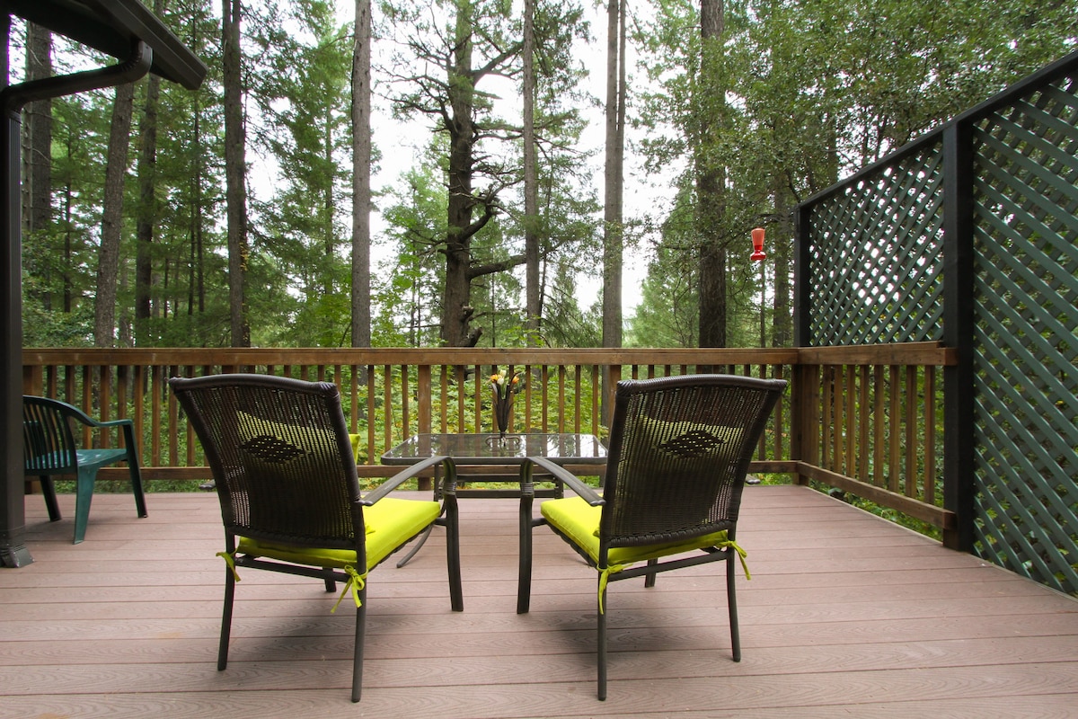 Cobb Tree House