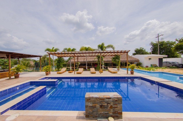 Hermosa casa campestre con piscina privada