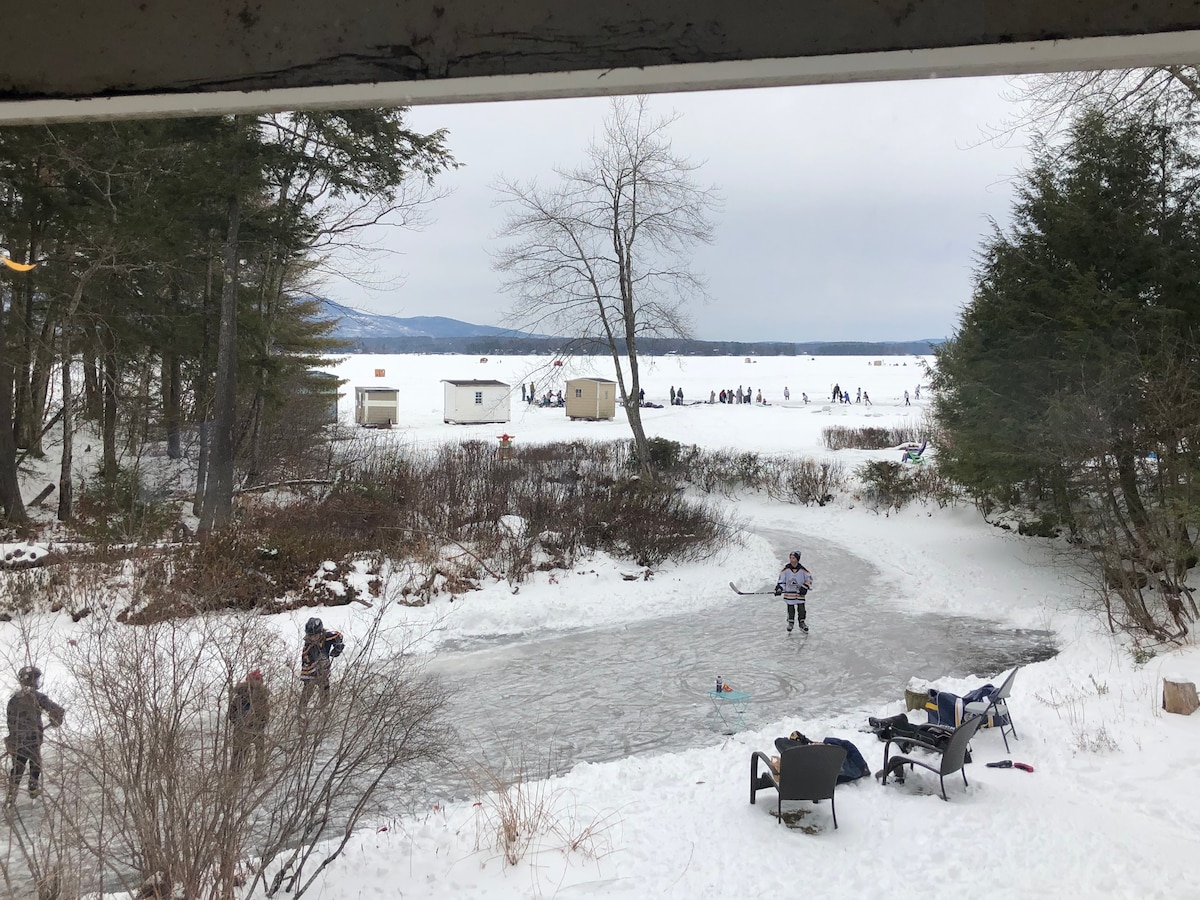 Lake Winnipesaukee - Meredith Lakefront Cottage