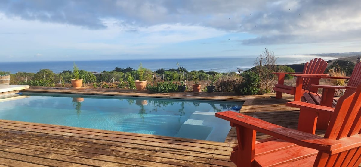 Casa con gran vista al Mar, Pichilemu, cáhuil.