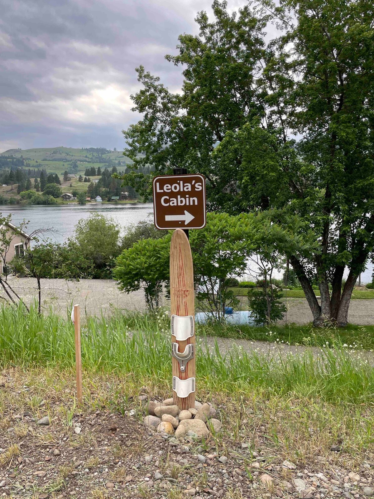 Leola's Cabin on Curlew Lake