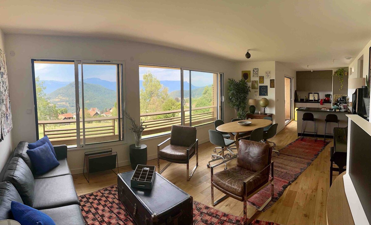 Appartement au calme avec vue superbe et terrasse