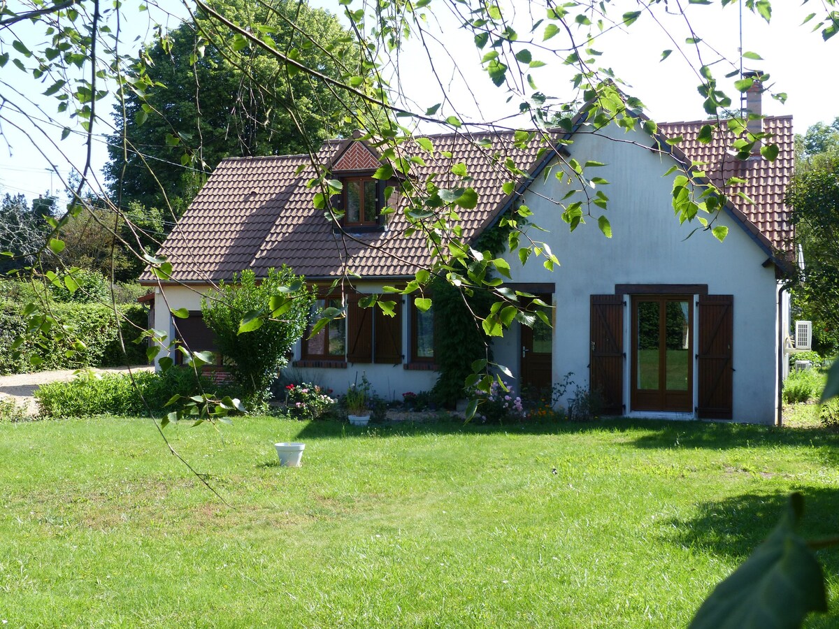 Joli coin tranquille au milieu des châteaux et des