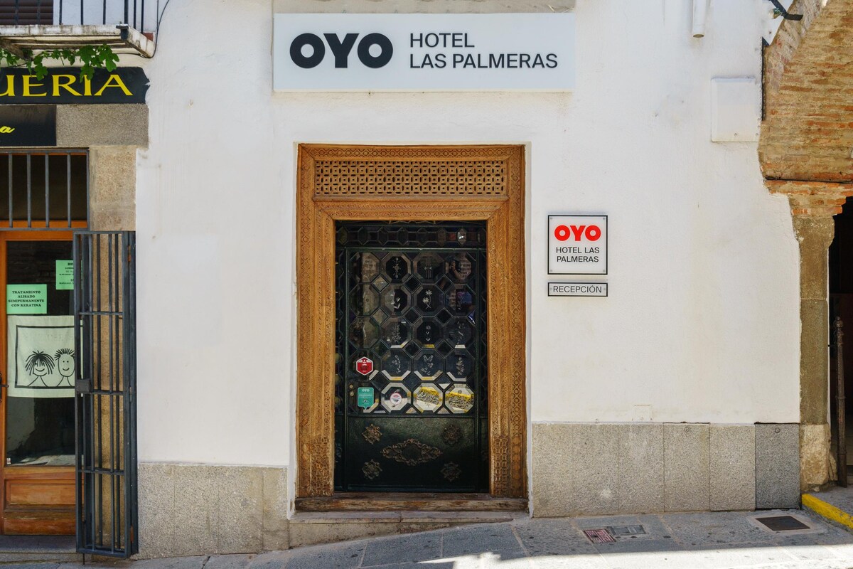 1 Twin Room in OYO Hotel las Palmeras, Zafra